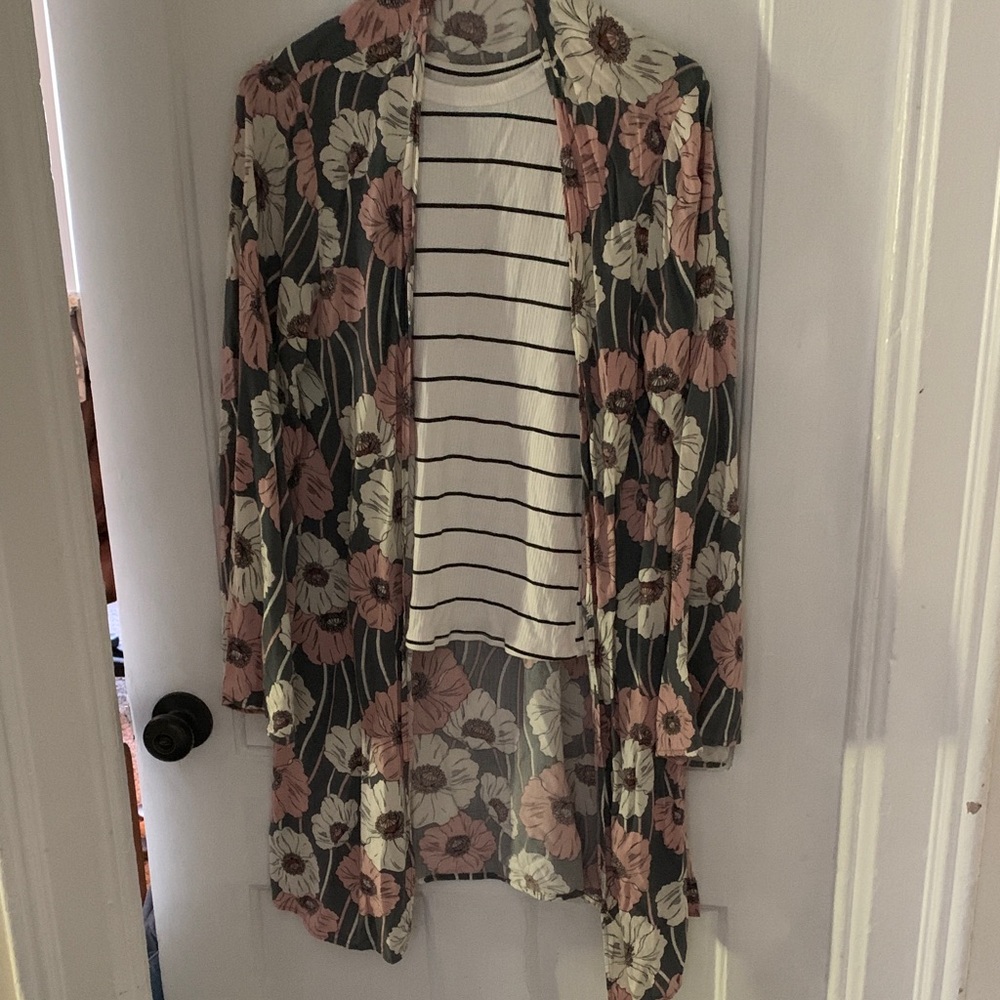 Floral Sheer Kimono Cardigan